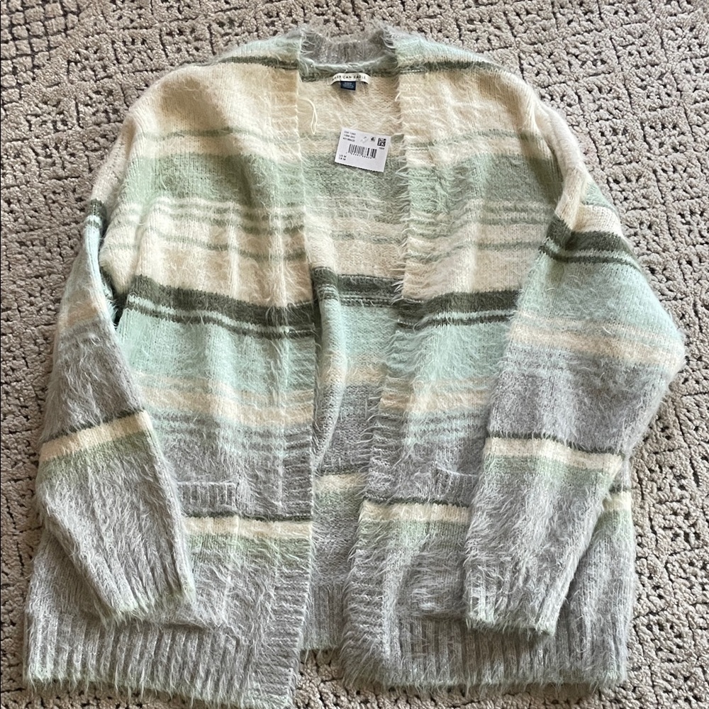 Brand new sweater, never worn